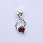 Elegant Pendant with Garnet Gemstone in 925 Silver