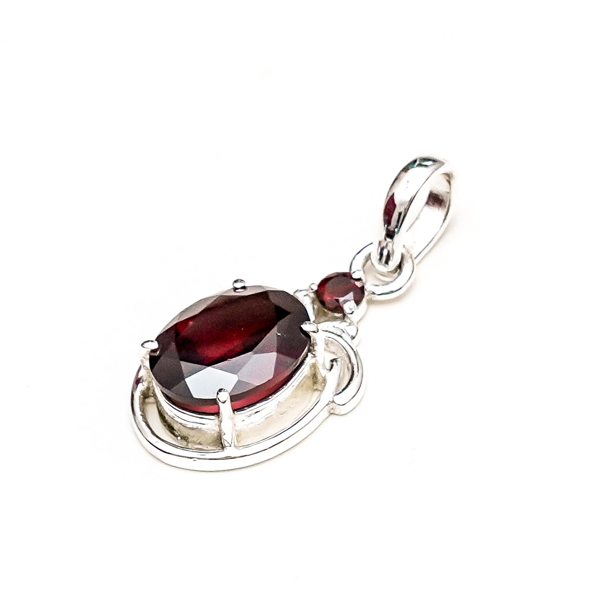 Garnet Stone Pendant In 925 Sterling Silver - Mohnaa Jewels