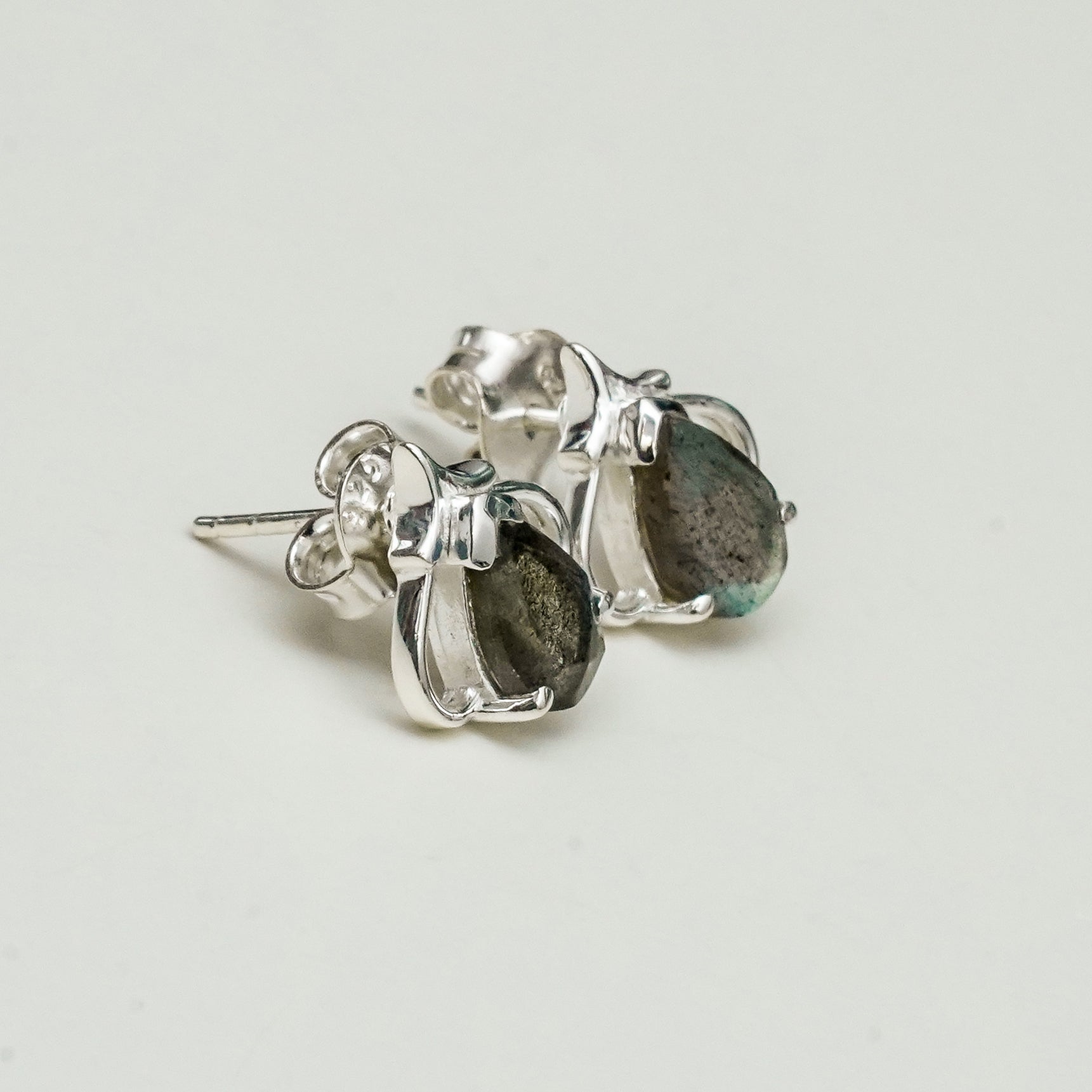 Earring With Labradorite Gemstone in Best Quality 925 Sterling Silver - Mohnaa Jewels