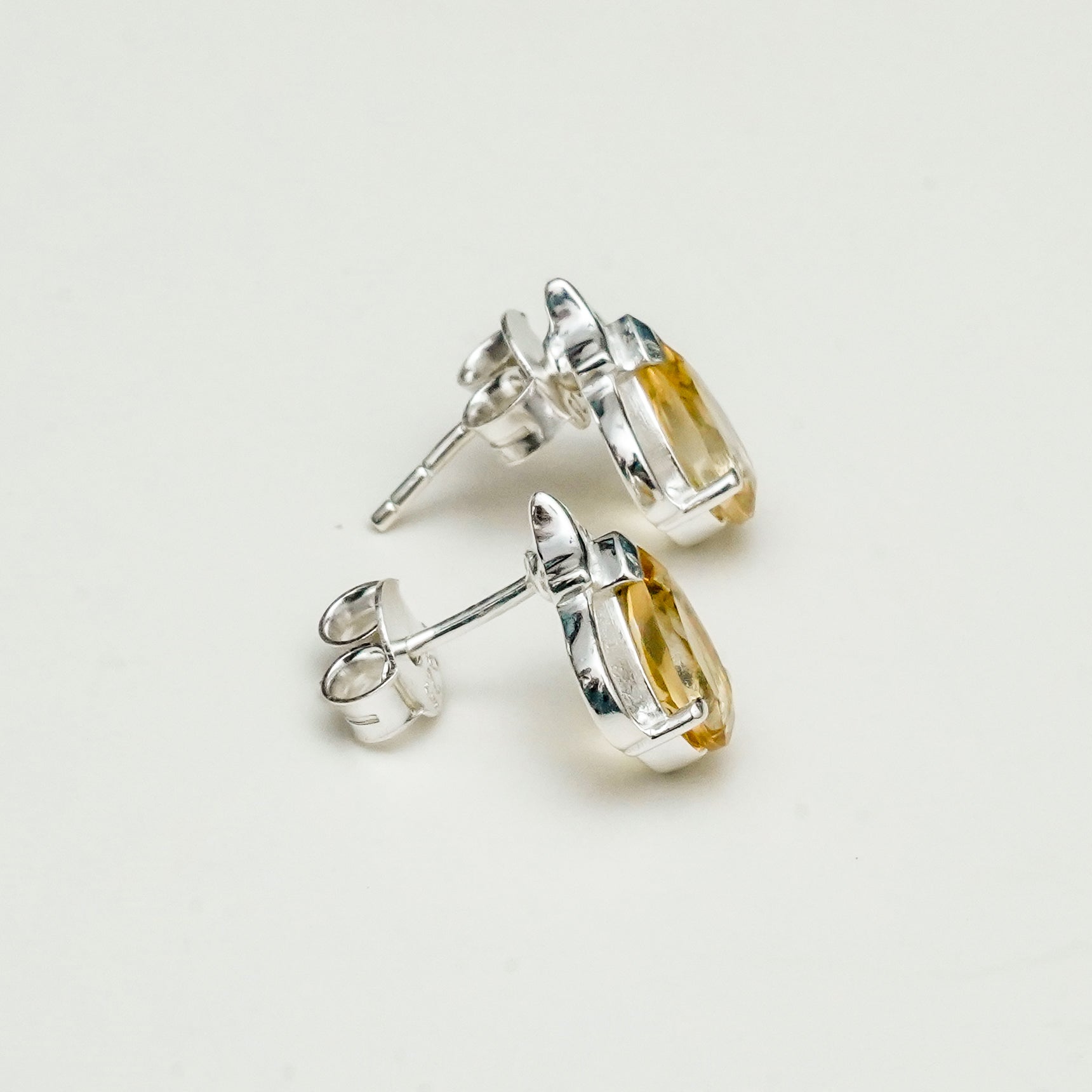 Tops Earring With Citrine Gemstone in Best Quality 925 Sterling Silver - Mohnaa Jewels