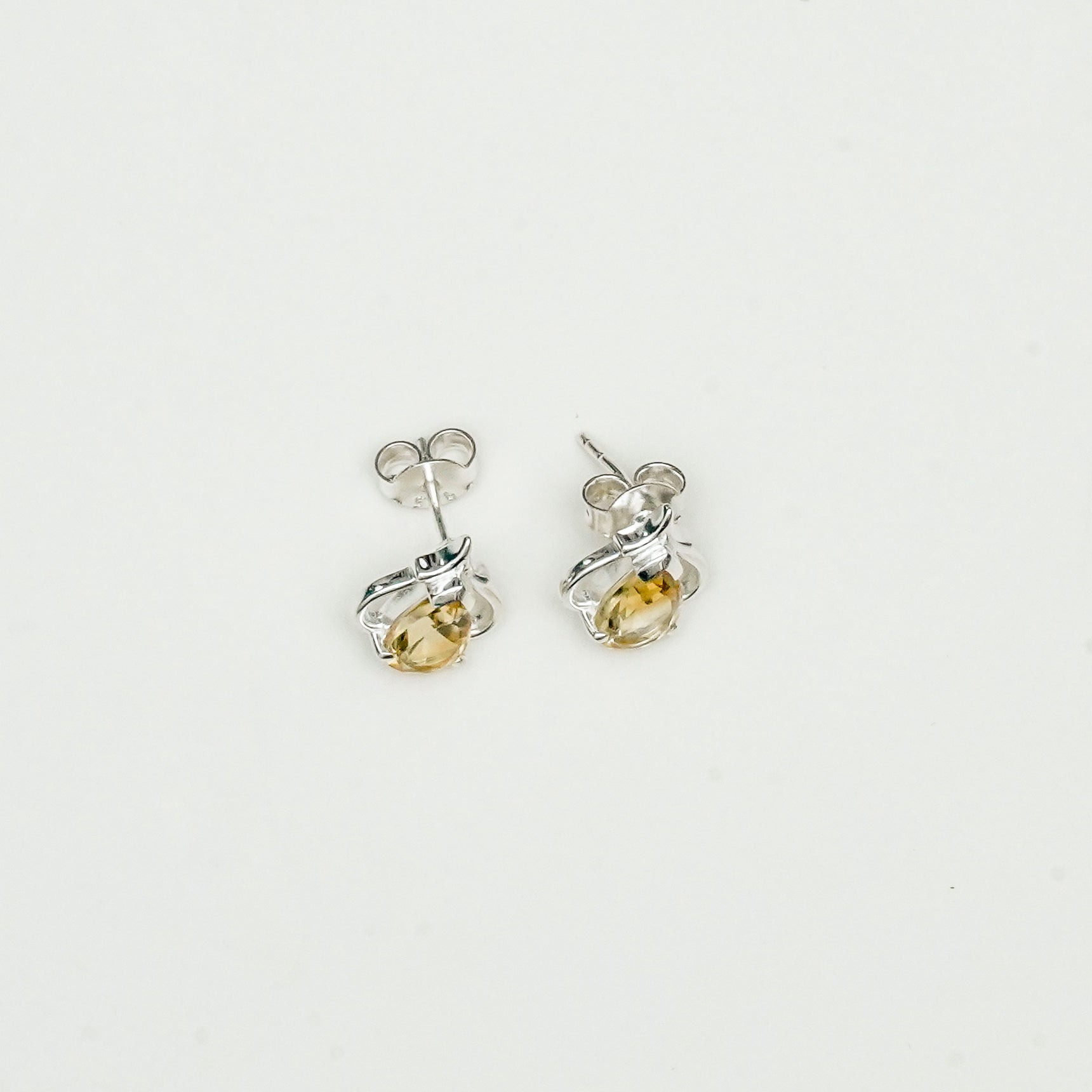 Tops Earring With Citrine Gemstone in Best Quality 925 Sterling Silver - Mohnaa Jewels