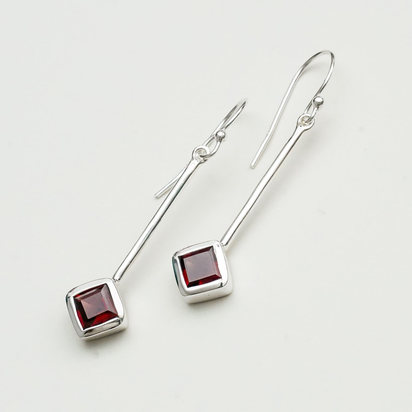 Earrings With Garnet Gemstone in 925 Sterling Silver Handmade - Mohnaa Jewels