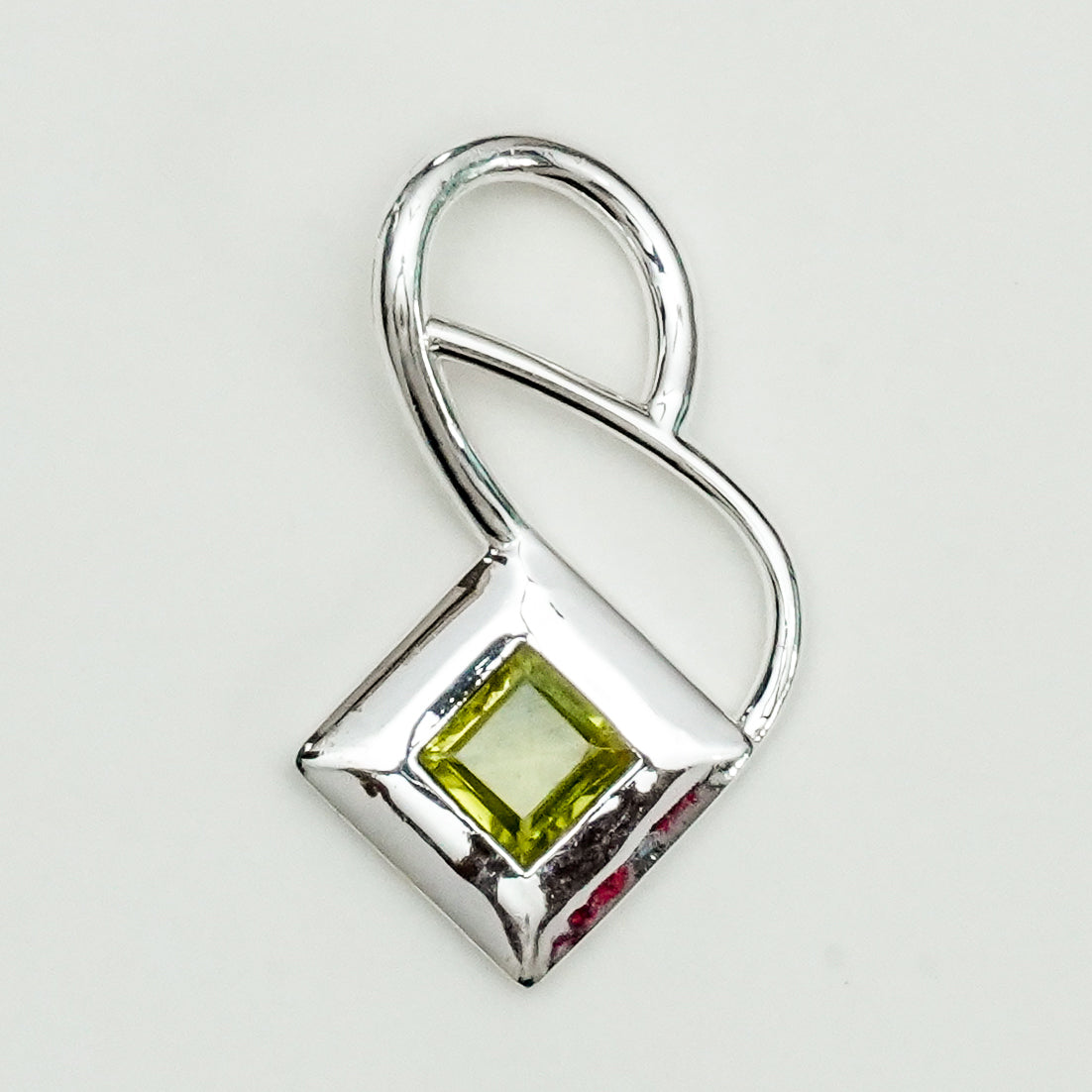 Designer Pendants With Lemon Quartz Gemstone In 925 Sterling Silver - Mohnaa Jewels