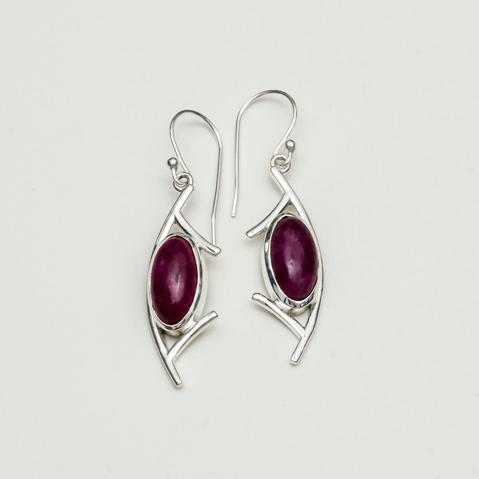 Modern Earrings With Amethyst Gemstone in 925 Sterling Silver