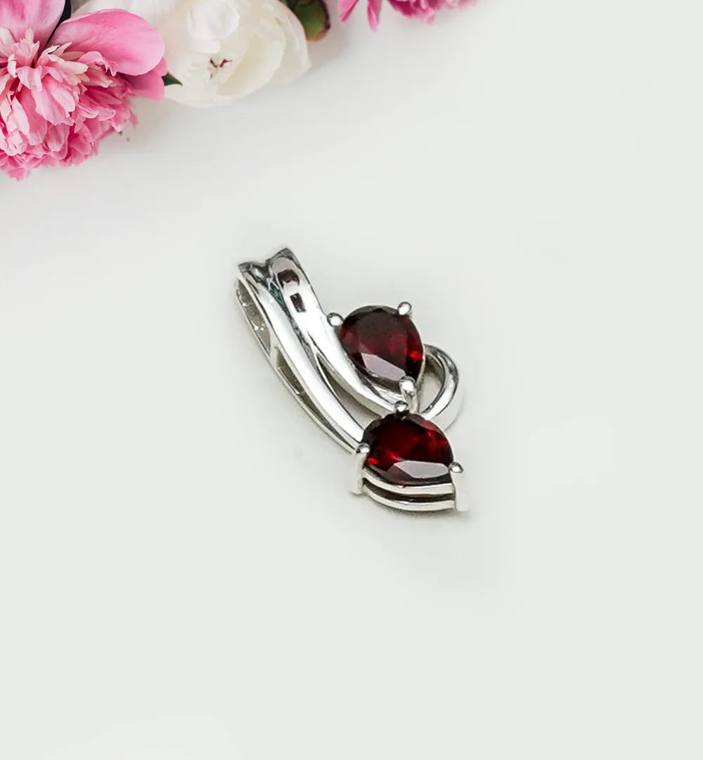 Modern Pendant With Garnet Gemstone In Fine Sterling Silver
