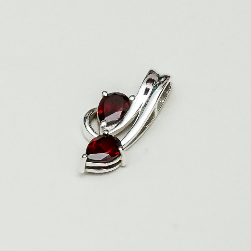 Modern Pendant With Garnet Gemstone In Fine Sterling Silver
