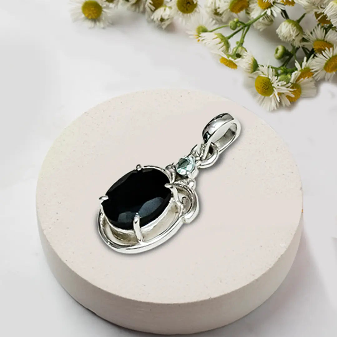 Black Onyx Pendant In 925 Sterling Silver - Mohnaa Jewels