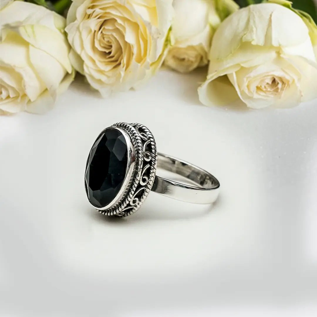 Ovel Black Stone Ring in 925 Sterling Silver - Mohnaa Jewels