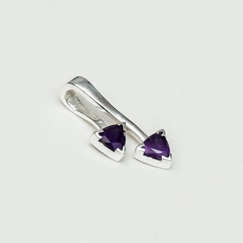 Arrow Pendant With Amethyst Gemstone In Sterling Silver - Mohnaa Jewels