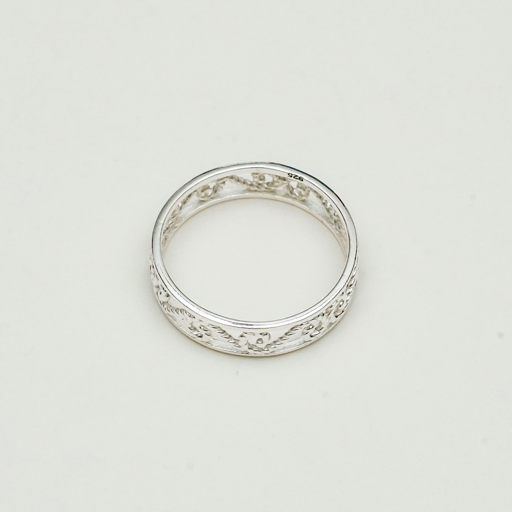 Simple Plain 925 Solid Silver Ring - Mohnaa Jewels