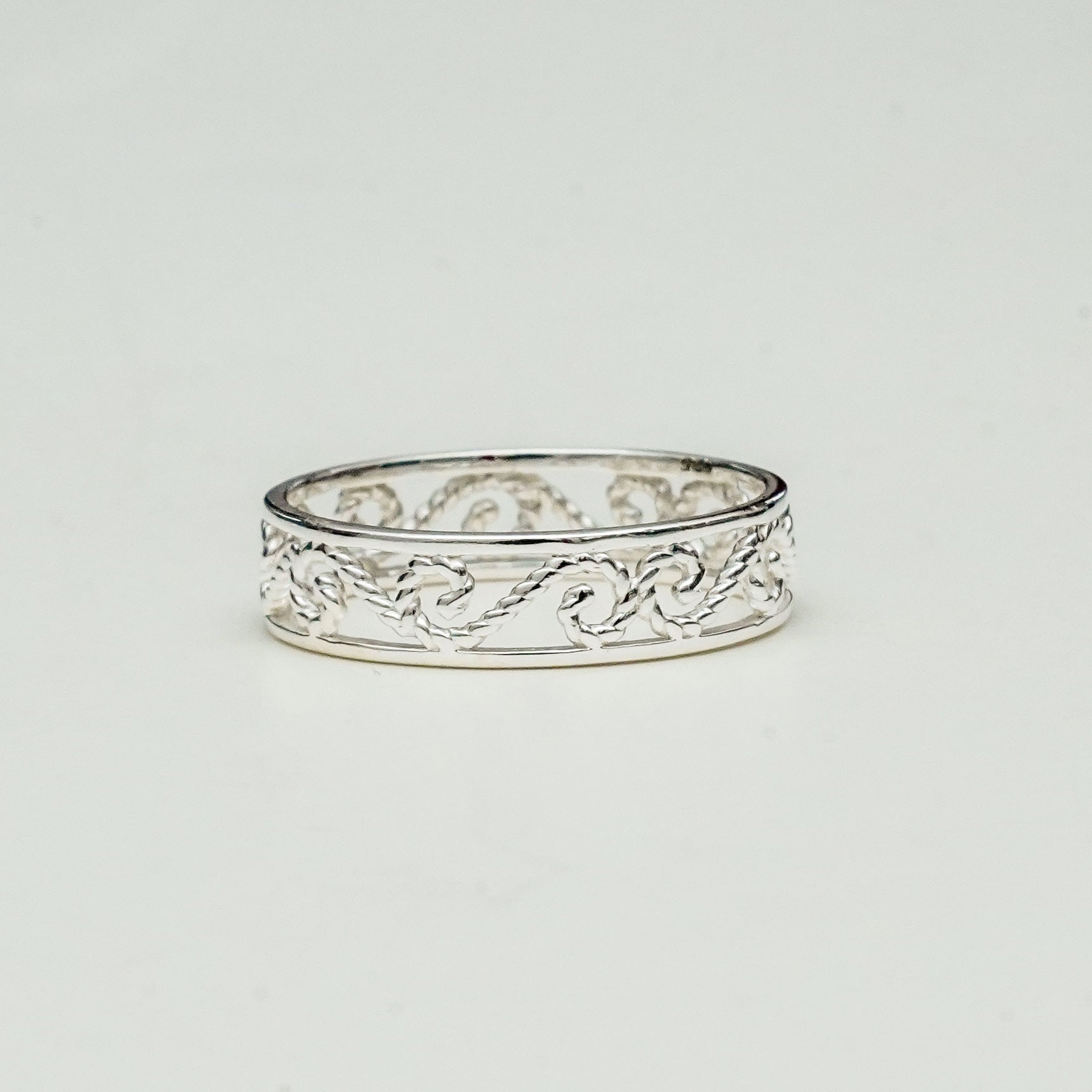 Simple Plain 925 Solid Silver Ring - Mohnaa Jewels