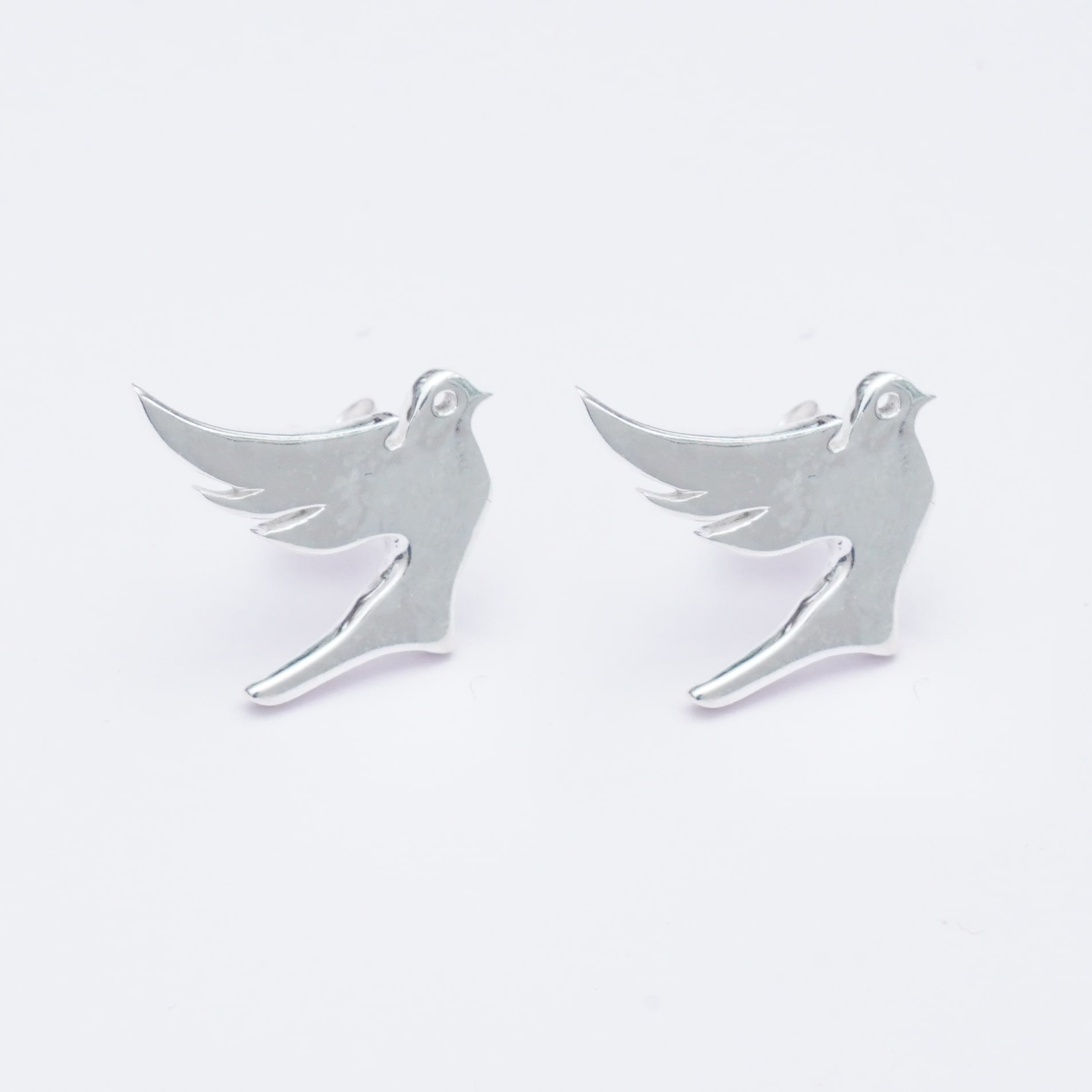 Bird Minimalist Earring In 925 Sterling Silver - Mohnaa Jewels