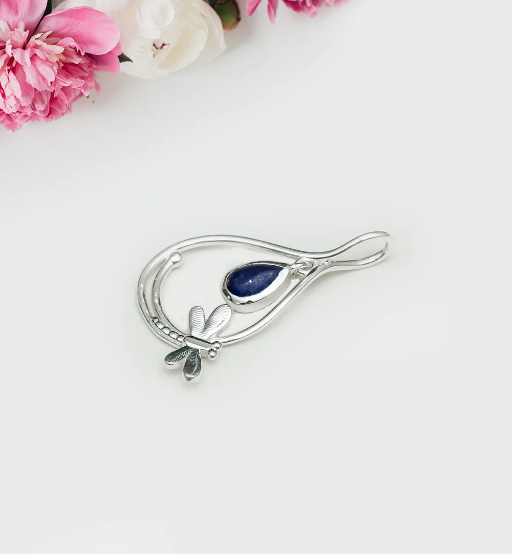 Dragonfly Pendent With Kayanite Gemstone In 925 Sterling Silver - Mohnaa Jewels